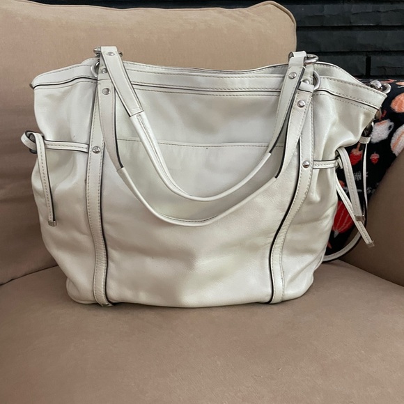 Coach Handbag - Picture 3 of 4